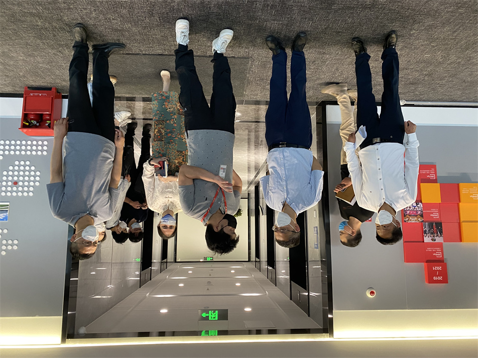 786677.jpg 786677.jpg