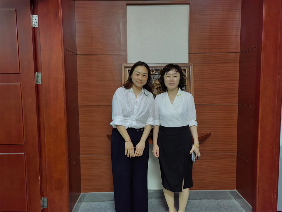 財務總監 王薦 勵成營養.jpg 財務總監 王薦 勵成營養.jpg