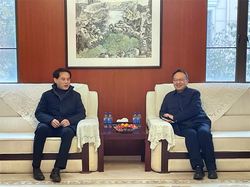 中鐵1.jpg 中鐵1.jpg